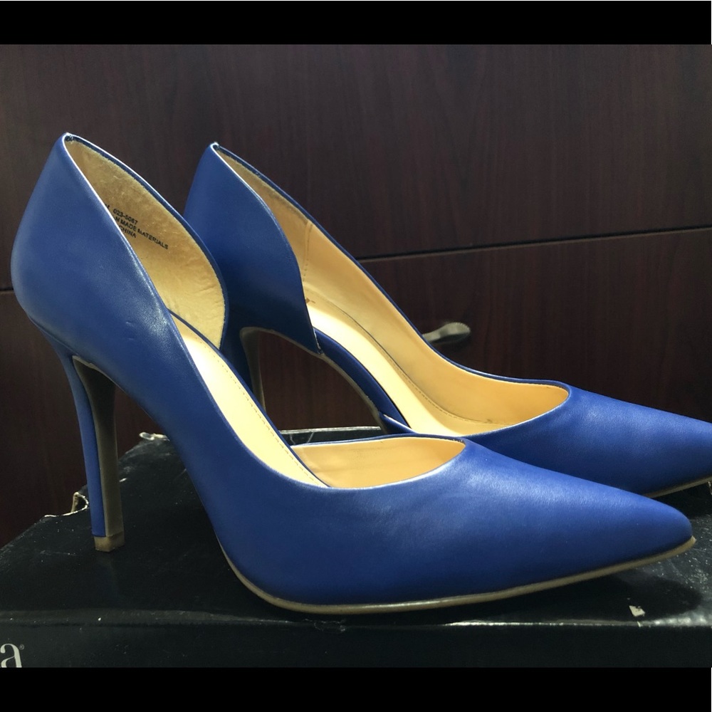 A.N.A - Dorsey Pumps